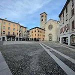 Portatorre Suite, A Charming In The Heart Of Como, Free Private Parking, Air Conditioning 아파트 코모