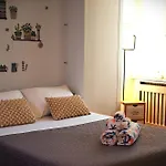 Portatorre Suite, A Charming In The Heart Of Como, Free Private Parking, Air Conditioning & More! *