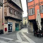 Portatorre Suite, A Charming In The Heart Of Como, Free Private Parking, Air Conditioning 아파트