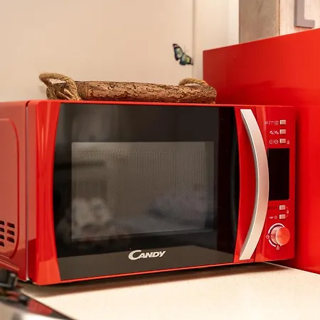 Portatorre Suite, A Charming In The Heart Of Como, Free Private Parking, Air Conditioning & More! Apartman *