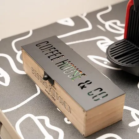 Portatorre Suite, A Charming In The Heart Of Como, Free Private Parking, Air Conditioning & More! Apartman Como