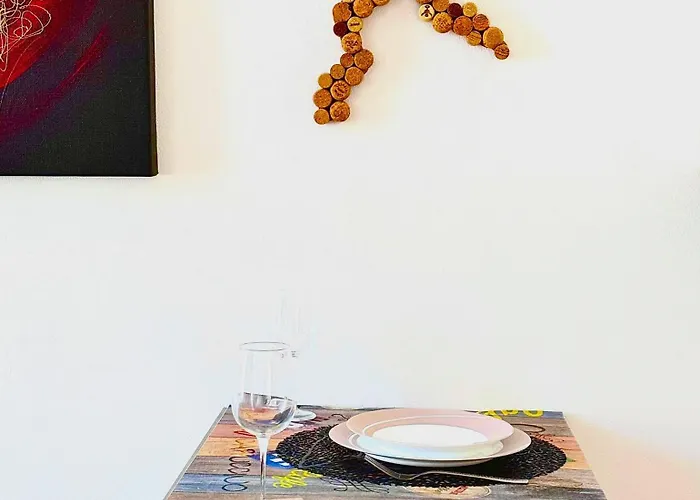 Apartment Portatorre Suite, A Charming In The Heart Of Como, Free Private Parking, Air Conditioning & More! Como