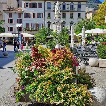 Portatorre Suite, A Charming In The Heart Of Como, Free Private Parking, Air Conditioning *
